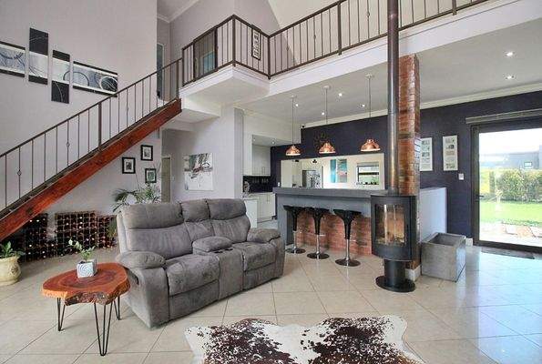 0d0b92c1-47f1-4956-8c14-a83ef2261e4a