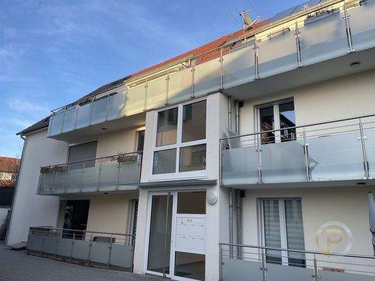 6-Fam. Haus Hofansicht