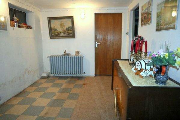 Flur im Kellergeschoss