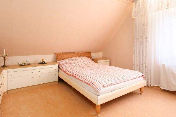 Schlafzimmer OG