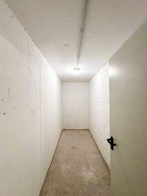 Keller Abstellraum.JPG