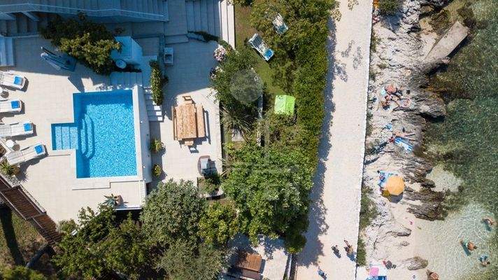 653 m² großes Grundstück