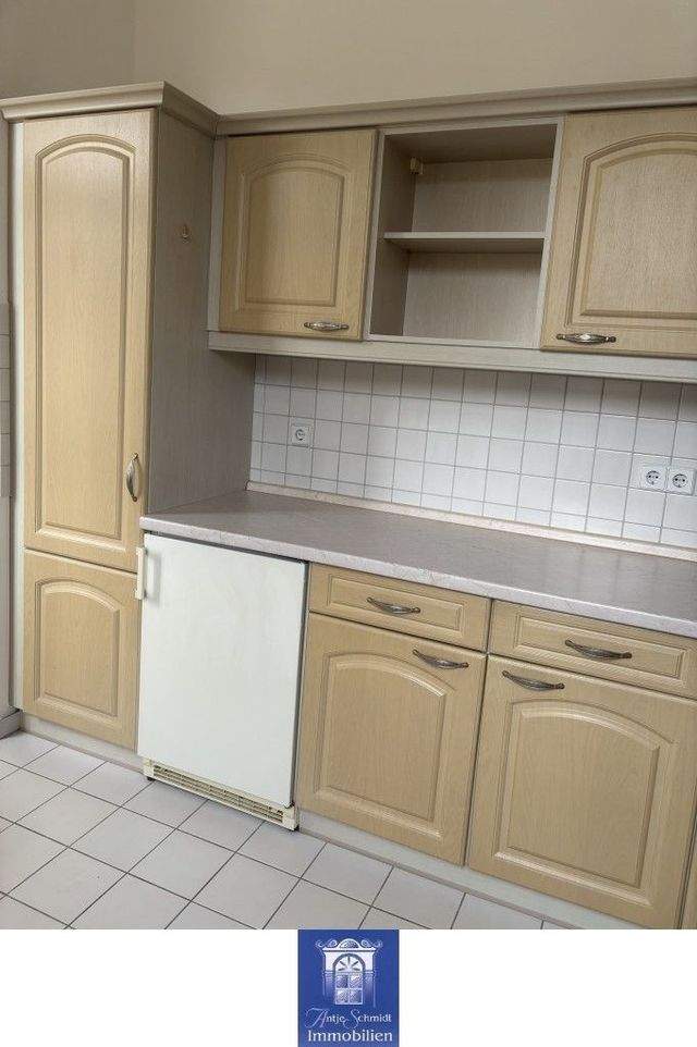 Bezaubernde Wohnung mit Balkon! Grün und ruhig! EBK! - Foto 3