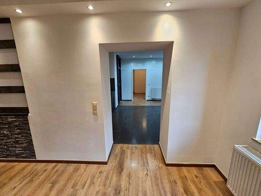 Durchgang WZ zu Küche