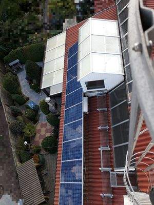 kl. Wintergärten, PV-Module u. Sonnenkollektoren 