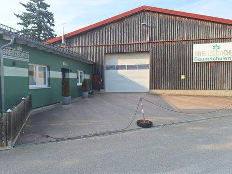 Asbach-Bäumenheim Halle, Asbach-Bäumenheim Hallenfläche