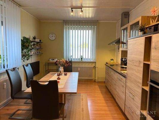 Küche und Essbereich