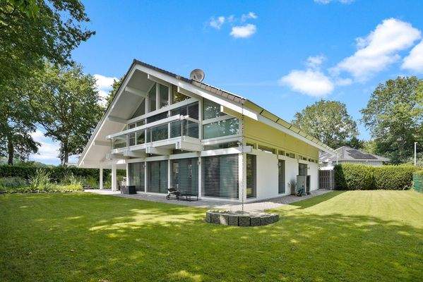 Rückwärtige Ansicht