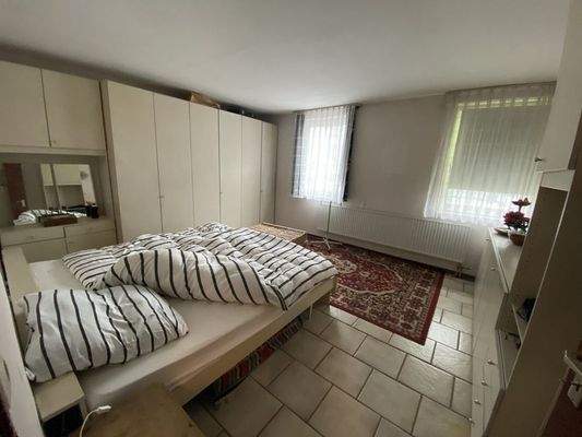 Erdgeschoss: Schlafzimmer