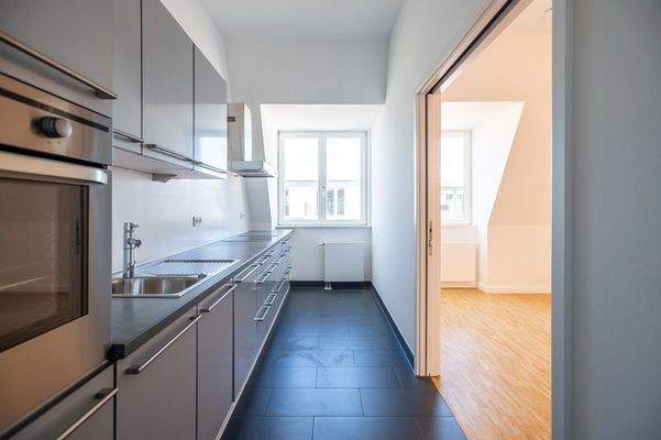 Best_Place_Luisenstraße_45_WE24_Kuche-16