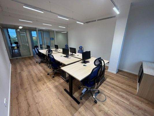 Schreibtischarbeitsplätze