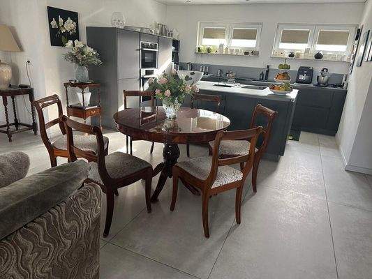 Ess.-mit Küche