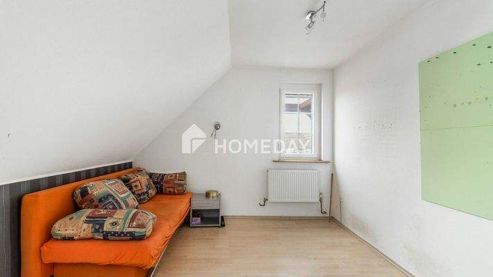 1. OG Kinderzimmer 1 2