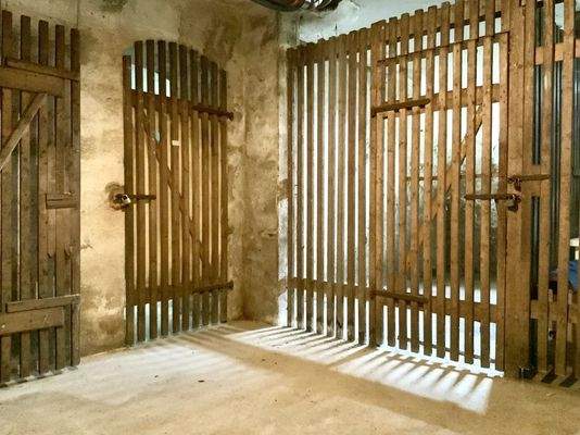 Geräumige Untergeschosse