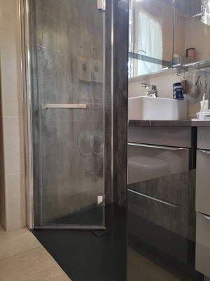 Salle d&#39;eau, douche à l&#39;italienne.jpg