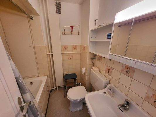 OG: Vollbad/WC