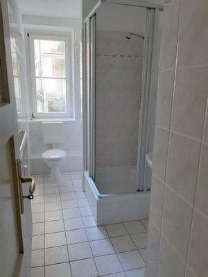 Bad ähnliche Wohnung