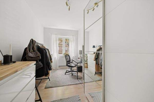 Zimmer 1 (Ankleidezimmer)