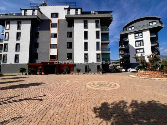 Luxury Properties in a Complex with On-Site Facilities in Alanya