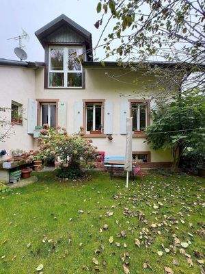 Gartenfassade u. Gaube des OG3 rechts.jpg