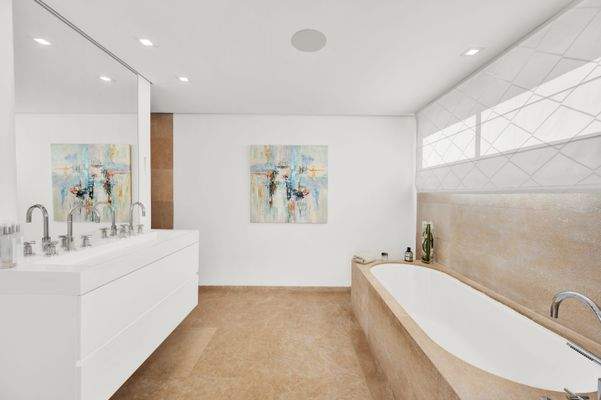 Suite bathroom in master bedroom in apartment in Portals Nous