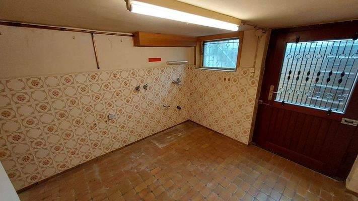 Prieskamp 9 Keller Waschküche 2.jpg