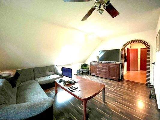 Wohnbereich 2-ZI-Whg DG1