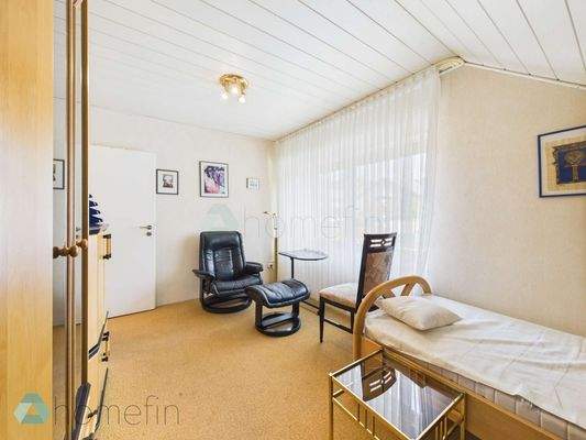 OG | Kinderzimmer/Büro