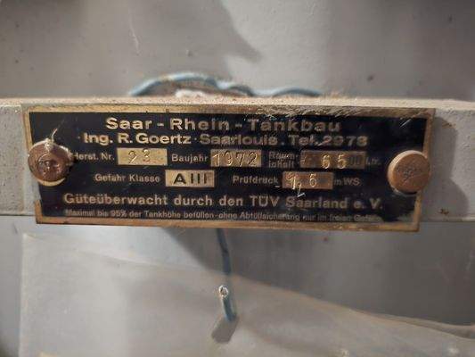 Kellergeschweister Tank