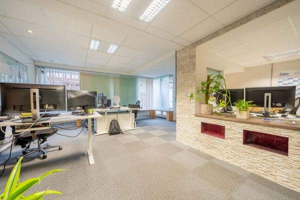 Gewerbeeinheit: Empfang/Büro