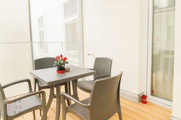 Image Oct 10, 2025, 01_15_05 AM