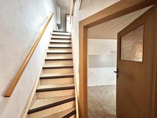 Treppe zum Obergeschoss