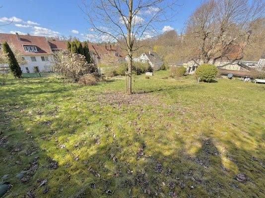 Großzügiges Grundstück