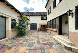 Blumenauer (c) - Innenhof