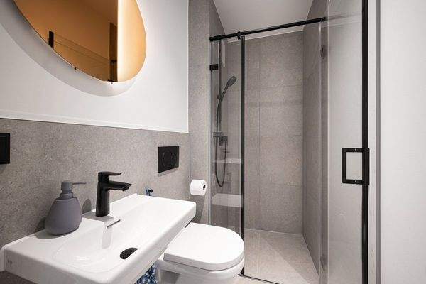 WE 03 Gäste-Duschbad