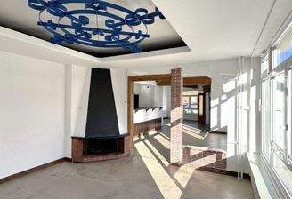 Tolles Raumkonzept, helle und einladende Atmosphäre mit vielen Möglichkeiten der Nutzung!