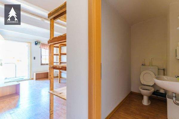 Büro Lagerbereich EG