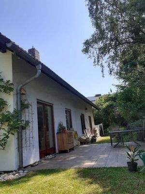 Südseite mit Terasse