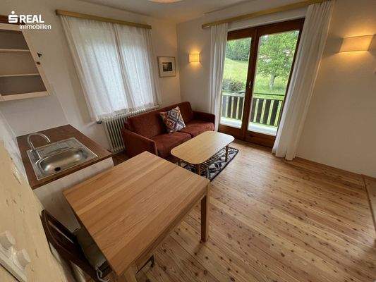 Essbereich im Zimmer 3 im Obergeschoss