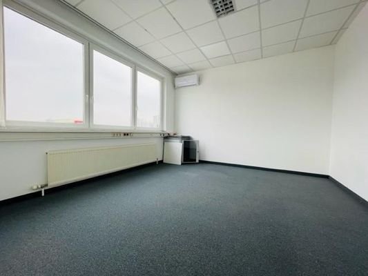 Büro 1