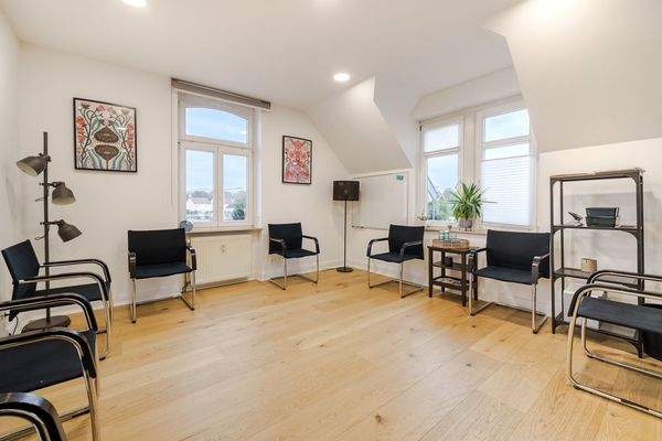 Geräumiges Zimmer 4 OG