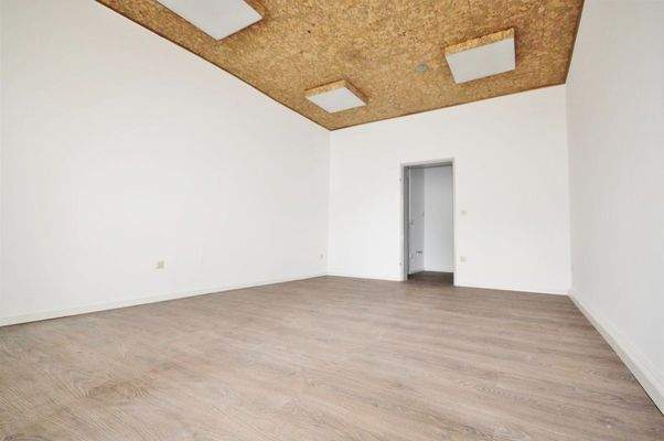 weitere Ladenfläche (UG)