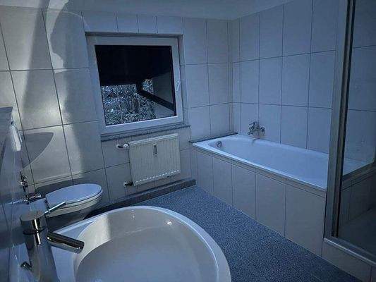 Badezimmer einer sanierten Wohnung