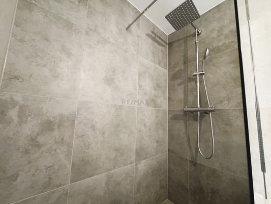 Dusche