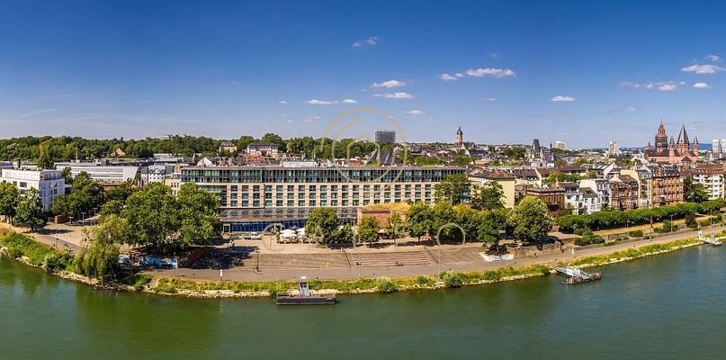 Luftaufnahme-Fort-Malakoff-Rheinterasse-mit-Hyatt-Foto-Mainzplus