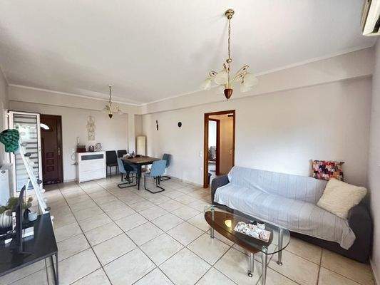 MIT VIDEO: Kreta, Neo Chorio: Zwei- Apartmentshaus zu verkaufen