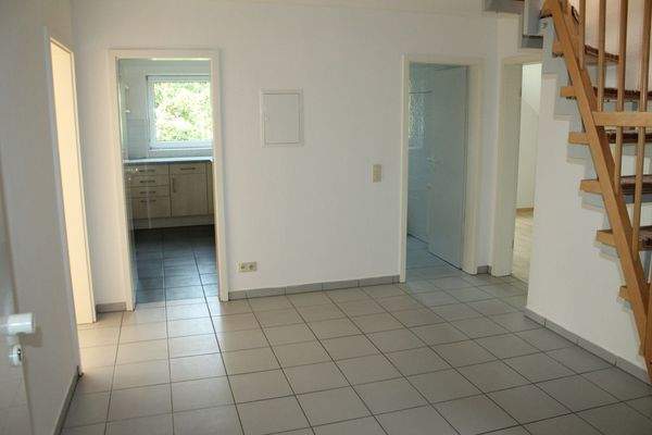 Eingangsdiele mti Treppenaufgang