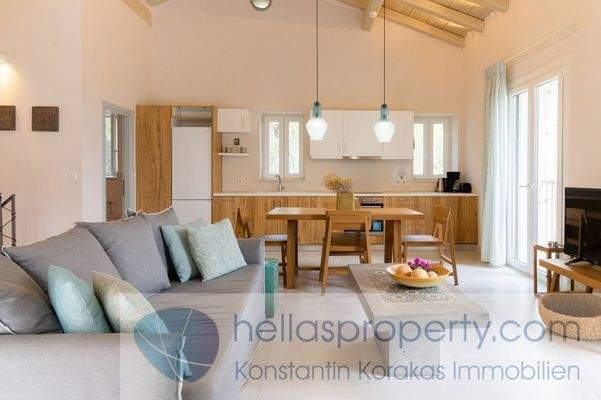 C2445 Agni Nissaki (8)