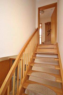 Treppe ins Obergeschoß