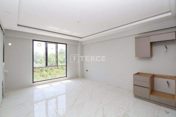 Apartments in a Complex Close to Daily Amenities in Yalova